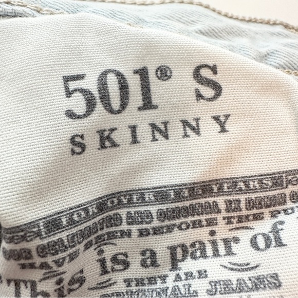 Levis Jeans Womens 29 Light Blue Skinny Button Fly Premium Distressed Skinny 501 - Picture 11 of 16